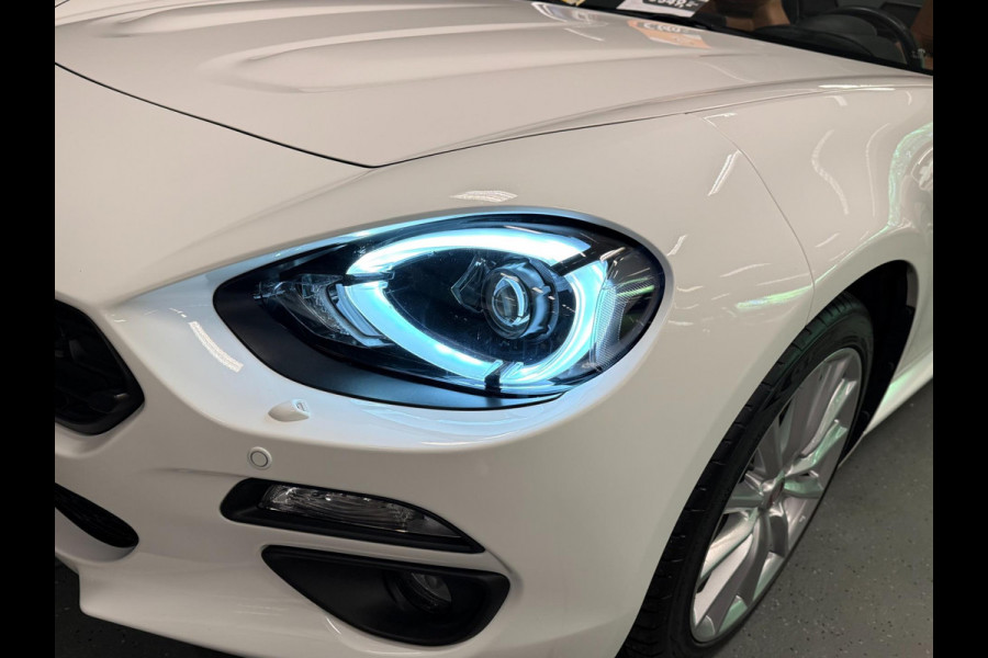 Fiat 124 Spider 1.4 MultiAir Turbo NAVI/LED/LEDER/CAM/DAB/BOSE/PDC/CRUISE///