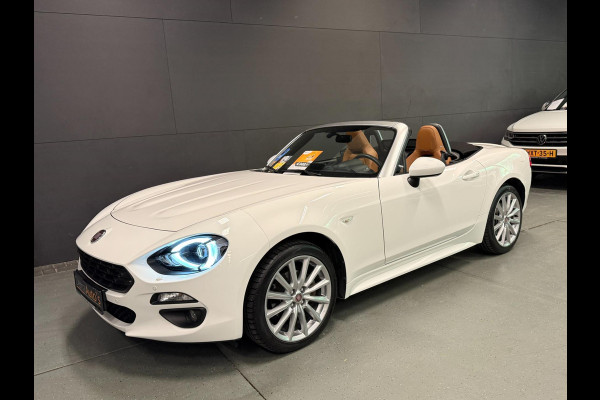 Fiat 124 Spider 1.4 MultiAir Turbo NAVI/LED/LEDER/CAM/DAB/BOSE/PDC/CRUISE///