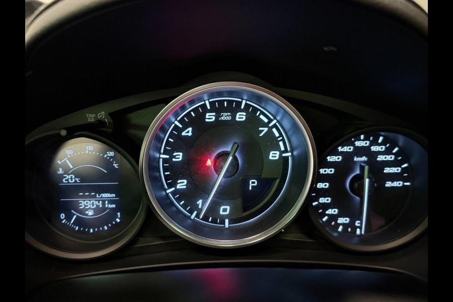 Fiat 124 Spider 1.4 MultiAir Turbo NAVI/LED/LEDER/CAM/DAB/BOSE/PDC/CRUISE///