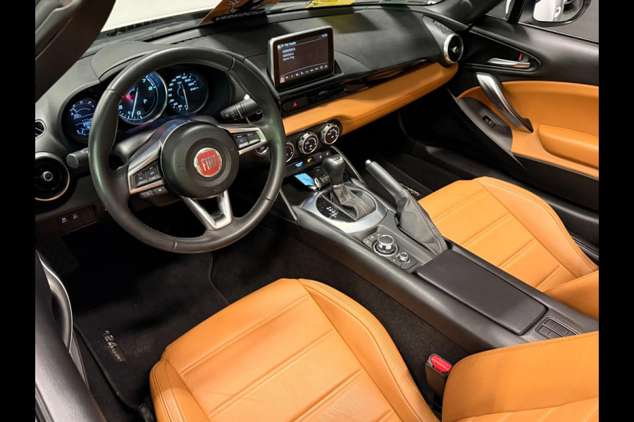 Fiat 124 Spider 1.4 MultiAir Turbo NAVI/LED/LEDER/CAM/DAB/BOSE/PDC/CRUISE///
