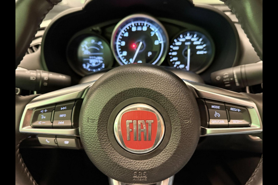 Fiat 124 Spider 1.4 MultiAir Turbo NAVI/LED/LEDER/CAM/DAB/BOSE/PDC/CRUISE///