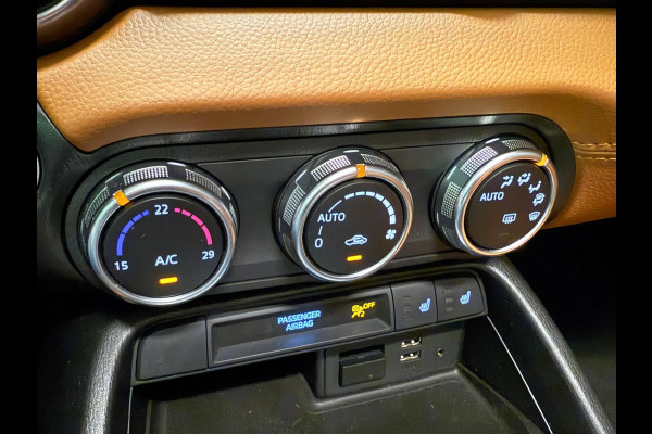 Fiat 124 Spider 1.4 MultiAir Turbo NAVI/LED/LEDER/CAM/DAB/BOSE/PDC/CRUISE///