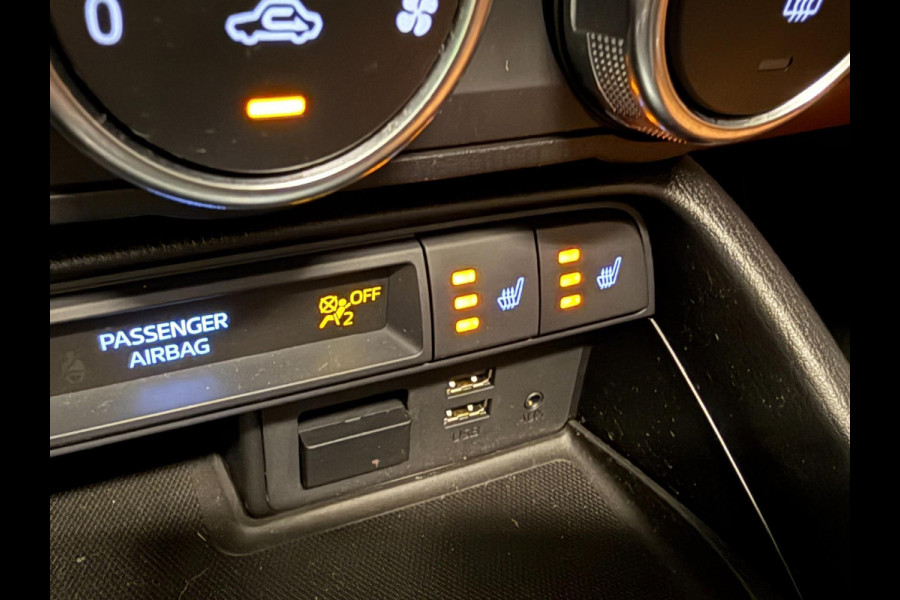 Fiat 124 Spider 1.4 MultiAir Turbo NAVI/LED/LEDER/CAM/DAB/BOSE/PDC/CRUISE///