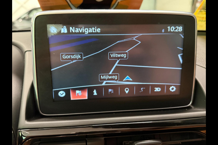 Fiat 124 Spider 1.4 MultiAir Turbo NAVI/LED/LEDER/CAM/DAB/BOSE/PDC/CRUISE///