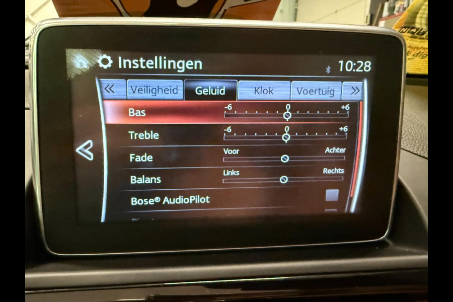 Fiat 124 Spider 1.4 MultiAir Turbo NAVI/LED/LEDER/CAM/DAB/BOSE/PDC/CRUISE///