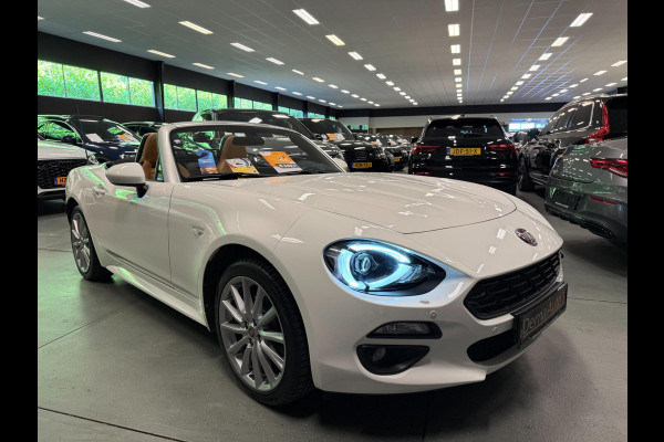 Fiat 124 Spider 1.4 MultiAir Turbo NAVI/LED/LEDER/CAM/DAB/BOSE/PDC/CRUISE///