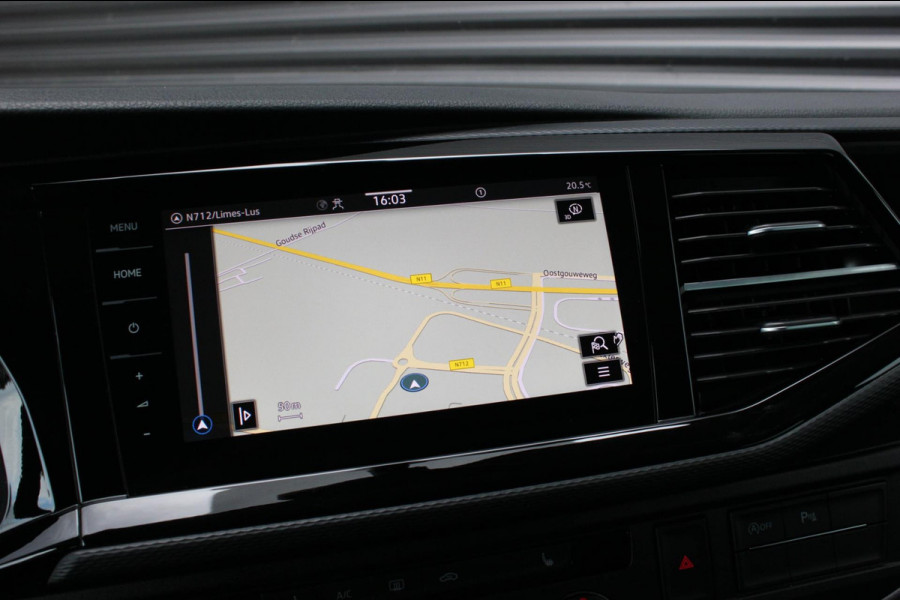 Volkswagen Transporter 2.0 TDI L2H1 150PK BULLI DC DUBBEL CABINE / LEIGHTONVANS BODYKIT / FULL OPTINS / LEDER / FULL BLACK / APPLE