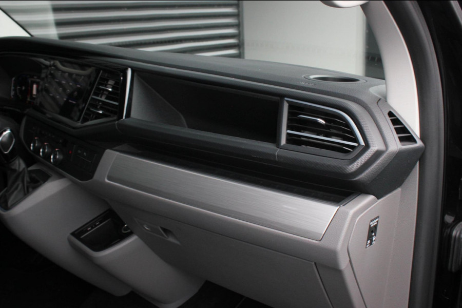 Volkswagen Transporter 2.0 TDI L2H1 150PK BULLI DC DUBBEL CABINE / LEIGHTONVANS BODYKIT / FULL OPTINS / LEDER / FULL BLACK / APPLE