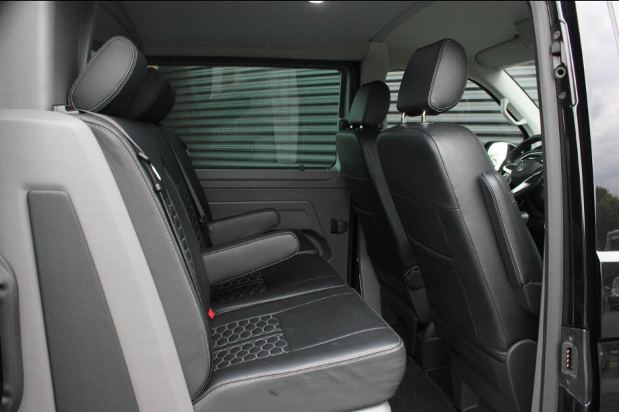 Volkswagen Transporter 2.0 TDI L2H1 150PK BULLI DC DUBBEL CABINE / LEIGHTONVANS BODYKIT / FULL OPTINS / LEDER / FULL BLACK / APPLE