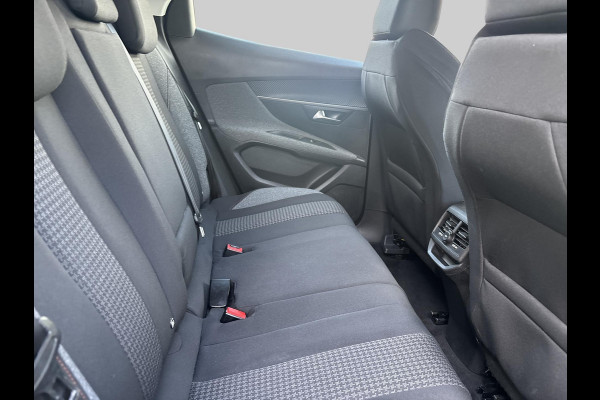 Peugeot 3008 1.2 PureTech Blue Lease Executive | automaat | navigatie | achteruitrijcamera | trekhaak afneembaar