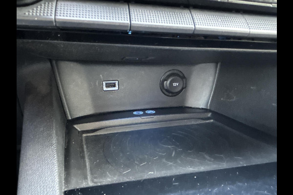 Peugeot 3008 1.2 PureTech Blue Lease Executive | automaat | navigatie | achteruitrijcamera | trekhaak afneembaar