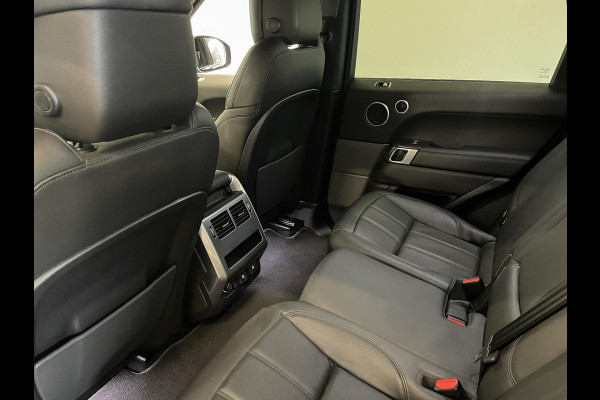 Land Rover Range Rover Sport P400e SE Black Pack Navigatie Apple Carplay/Android Auto Camera Parkeersensoren Meridian Sound System LED koplampen Cruise Control 21"lichtmetalen velgen Climate Control  Getinte ramen Land Rover Range Rover Sport P400e SE Black Pack Navigatie Apple Carplay/Android Auto Camera Parkeersensoren Meridian Sound System LED koplampen Cruise Control 21"lichtmetalen velgen Climate Control  Getinte ramen