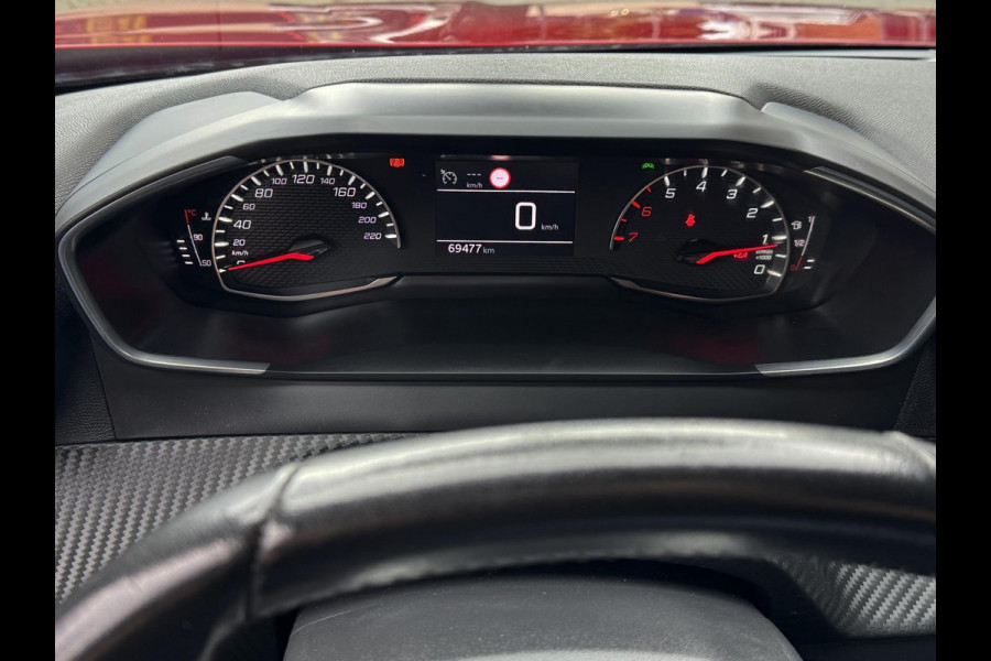 Peugeot 2008 1.2 PureTech Allure - Navigatie I LED/Xenon I PDC & Achteruitrij camera I Airco I Sport velgen I Dealer onderhouden