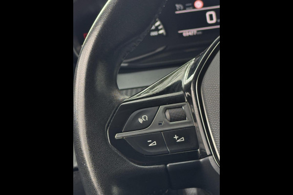Peugeot 2008 1.2 PureTech Allure - Navigatie I LED/Xenon I PDC & Achteruitrij camera I Airco I Sport velgen I Dealer onderhouden