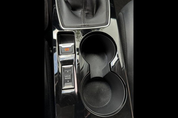 Peugeot 2008 1.2 PureTech Allure - Navigatie I LED/Xenon I PDC & Achteruitrij camera I Airco I Sport velgen I Dealer onderhouden