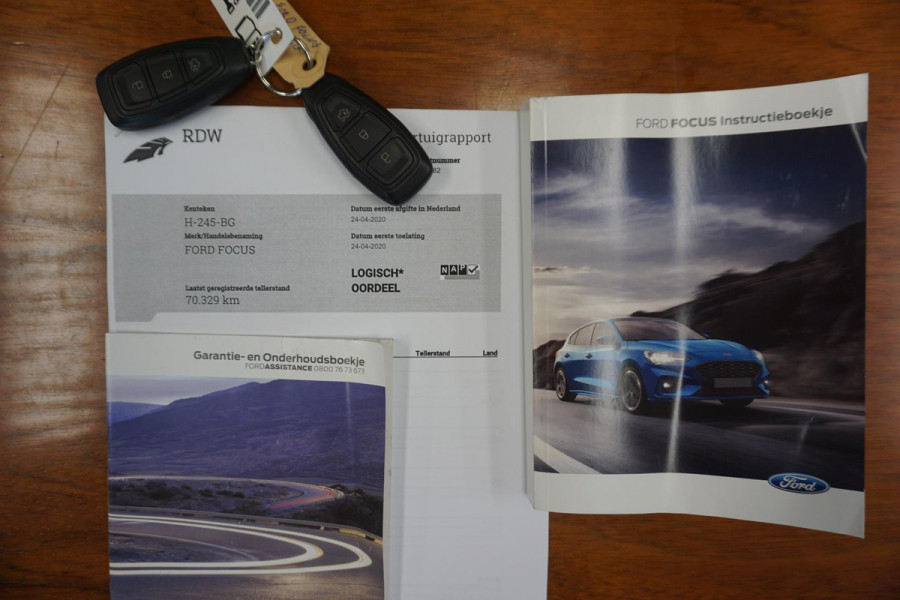 Ford FOCUS Wagon 1.0 EcoB.125PK/B&O/Trekhaak/Titanium Business /Technologypakket.