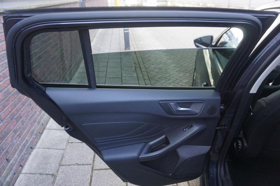 Ford FOCUS Wagon 1.0 EcoB.125PK/B&O/Trekhaak/Titanium Business /Technologypakket.