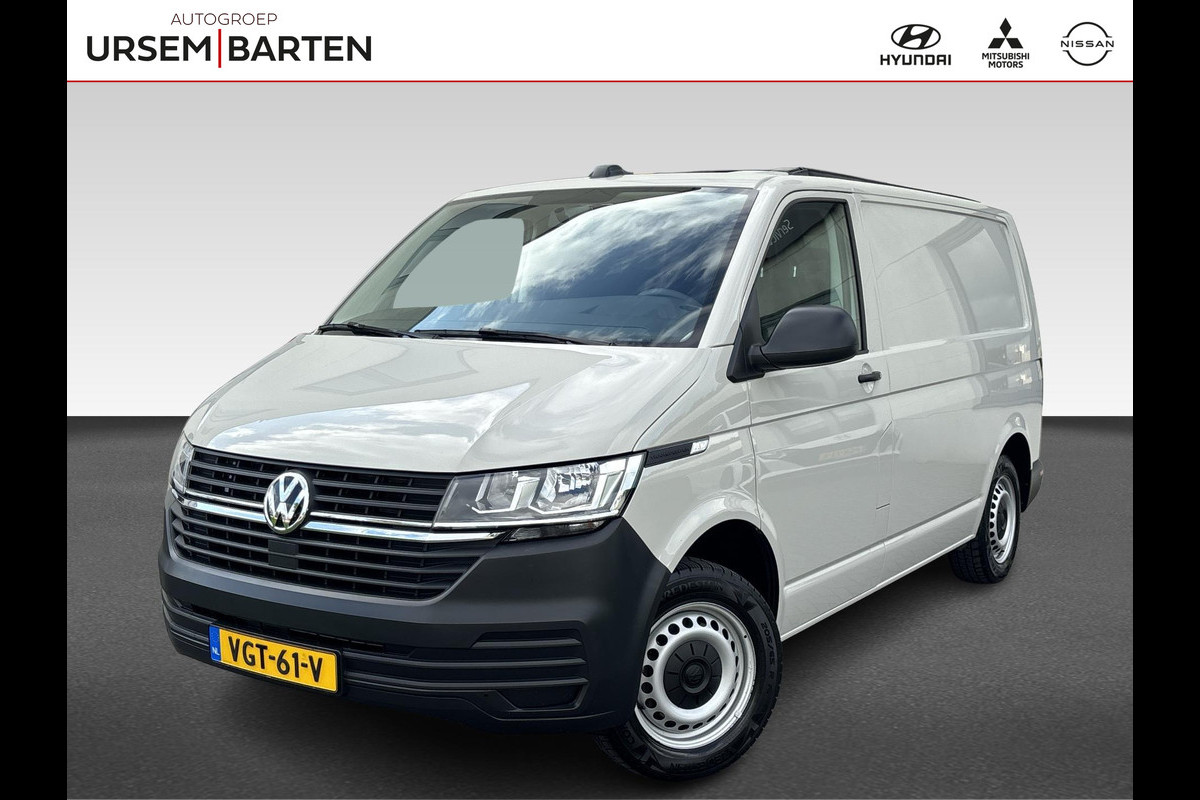 Volkswagen Transporter 2.0 TDI L1H1 26 Economy Business Trekhaak | Hefdak | Draaistoelen
