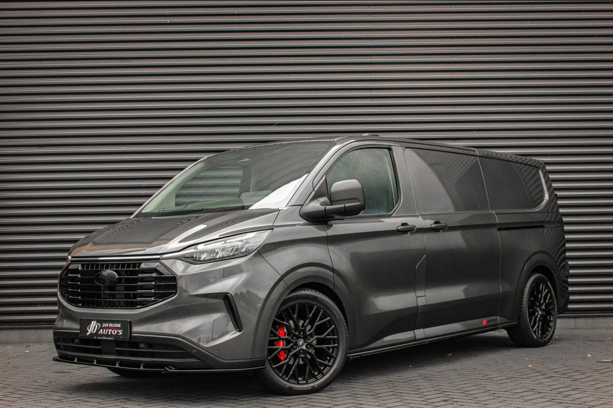 Ford Transit Custom 320 2.0 TDCI L2H1 170PK AWD 4X4 JB-EDITION / 3-ZITS / DRIVERS PACK / NAVIGATIE / FULL BLACK / BPM VRIJ / APPLE Ford Transit Custom 320 2.0 TDCI L2H1 170PK AWD 4X4 JB-EDITION / 3-ZITS / DRIVERS PACK / NAVIGATIE / FULL BLACK / BPM VRIJ / APPLE