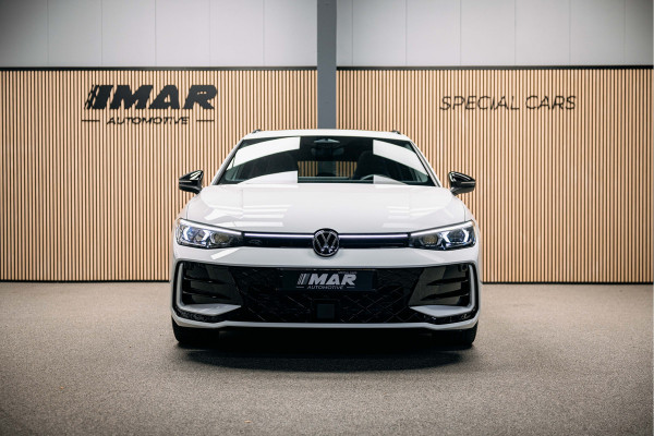 Volkswagen Passat R-Line Diesel | Trekhaak | Pano | Head-up | Stoelmassage | Volkswagen Passat R-Line Diesel | Trekhaak | Pano | Head-up | Stoelmassage |