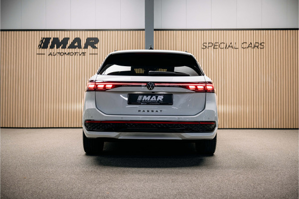Volkswagen Passat R-Line Diesel | Trekhaak | Pano | Head-up | Stoelmassage | Volkswagen Passat R-Line Diesel | Trekhaak | Pano | Head-up | Stoelmassage |