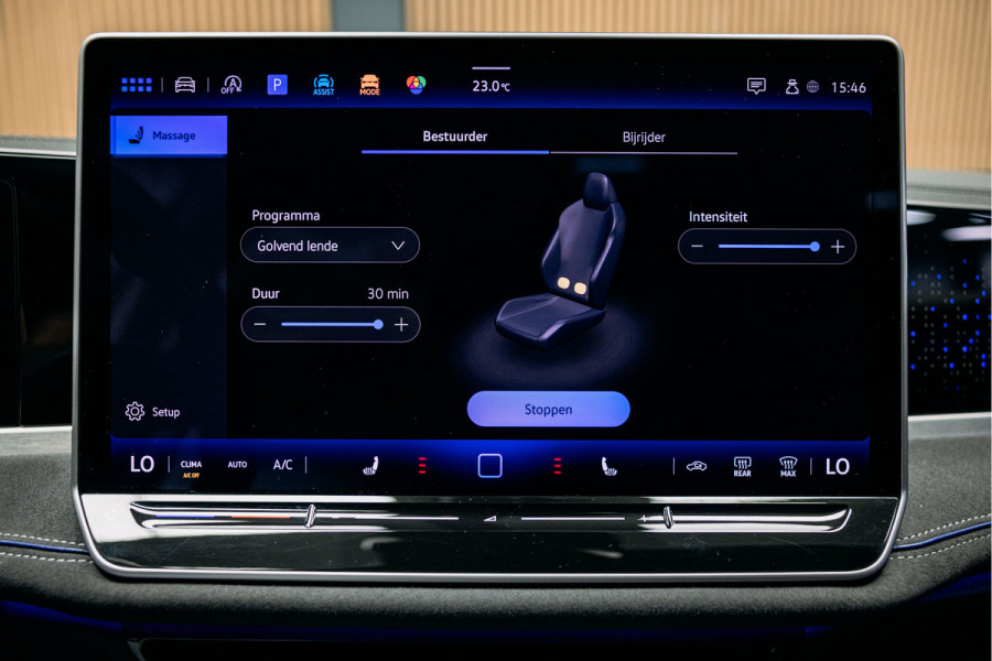 Volkswagen Passat R-Line Diesel | Trekhaak | Pano | Head-up | Stoelmassage | Volkswagen Passat R-Line Diesel | Trekhaak | Pano | Head-up | Stoelmassage |