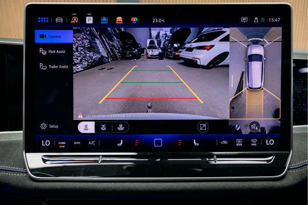 Volkswagen Passat R-Line Diesel | Trekhaak | Pano | Head-up | Stoelmassage | Volkswagen Passat R-Line Diesel | Trekhaak | Pano | Head-up | Stoelmassage |