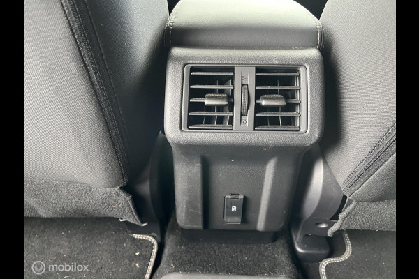 Mitsubishi Outlander 2.4 PHEV Pure trekhaak parkeersensoren camera