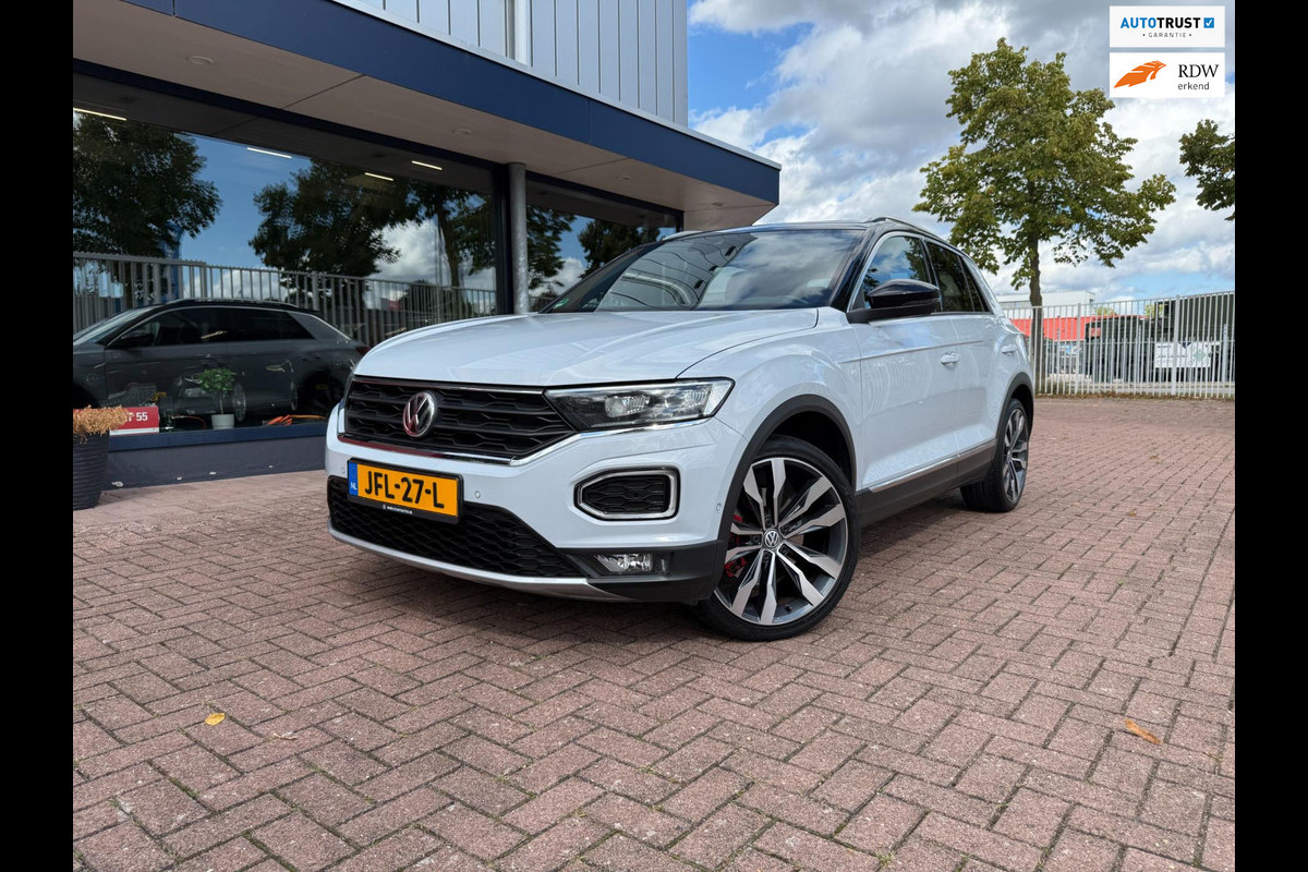 Volkswagen T-Roc 2.0 TSI 4Motion Sport| PANO | LED | CARPLAY