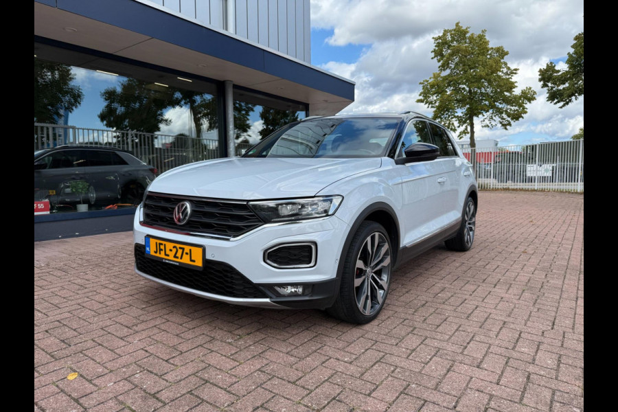 Volkswagen T-Roc 2.0 TSI 4Motion Sport| PANO | LED | CARPLAY