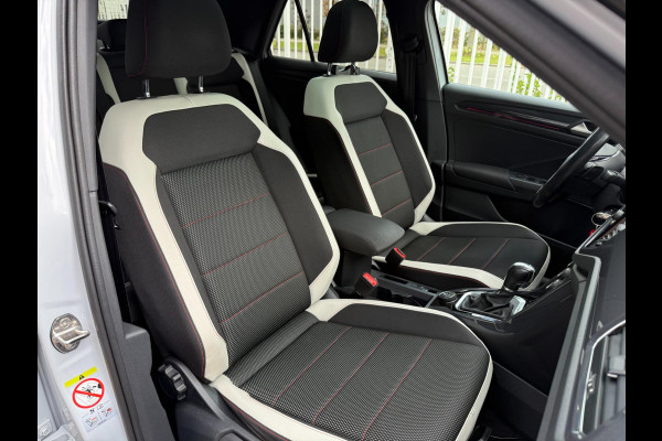 Volkswagen T-Roc 2.0 TSI 4Motion Sport| PANO | LED | CARPLAY