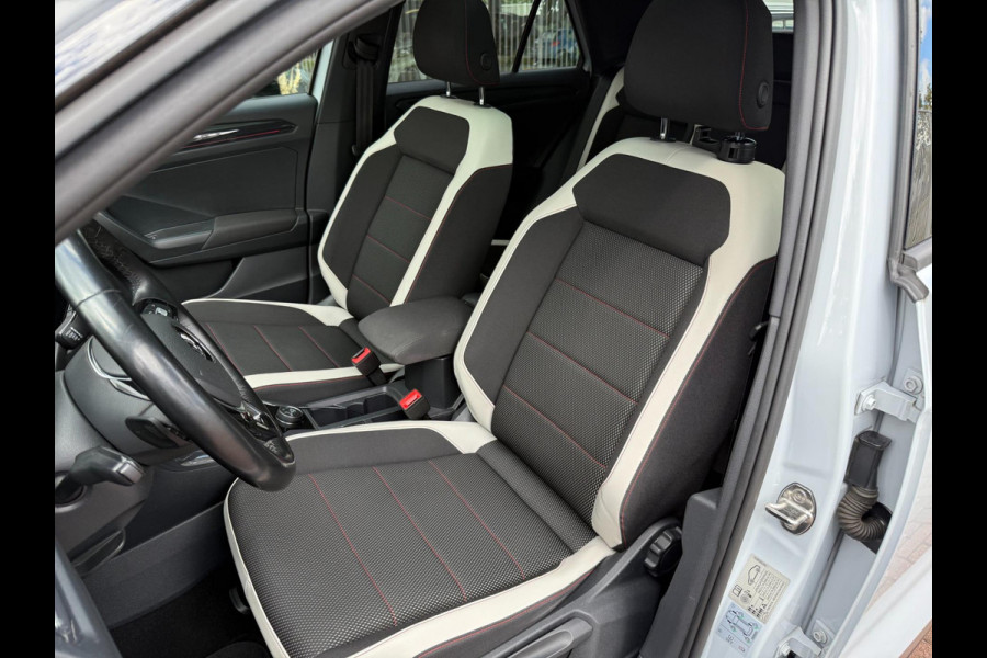 Volkswagen T-Roc 2.0 TSI 4Motion Sport| PANO | LED | CARPLAY