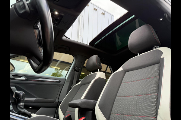 Volkswagen T-Roc 2.0 TSI 4Motion Sport| PANO | LED | CARPLAY