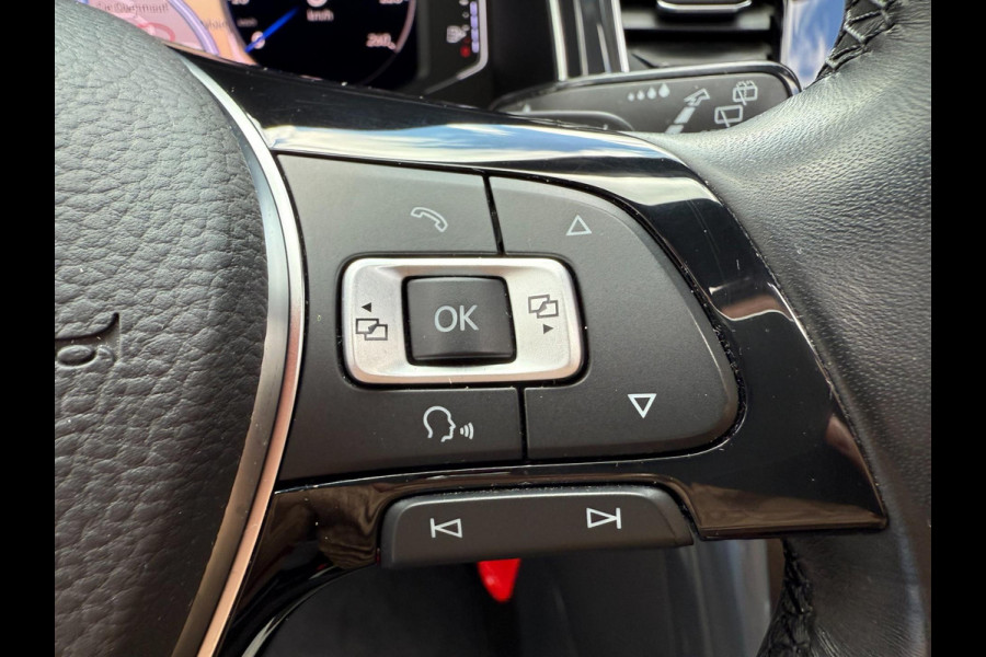 Volkswagen T-Roc 2.0 TSI 4Motion Sport| PANO | LED | CARPLAY