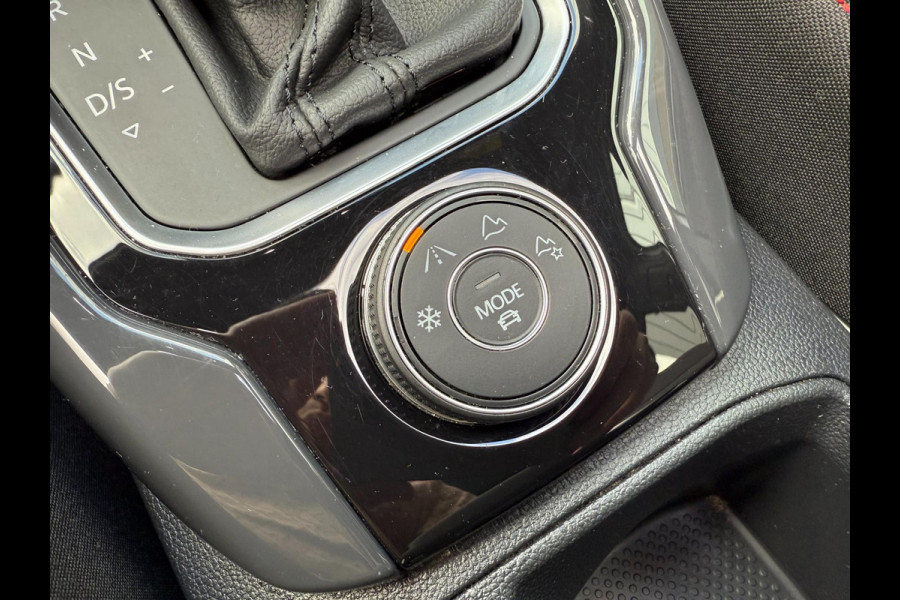 Volkswagen T-Roc 2.0 TSI 4Motion Sport| PANO | LED | CARPLAY