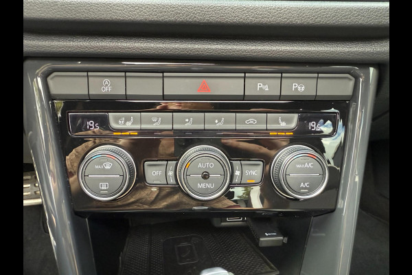 Volkswagen T-Roc 2.0 TSI 4Motion Sport| PANO | LED | CARPLAY