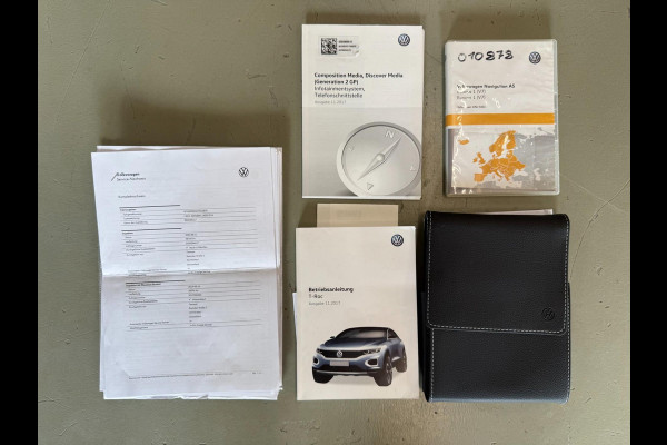 Volkswagen T-Roc 2.0 TSI 4Motion Sport| PANO | LED | CARPLAY