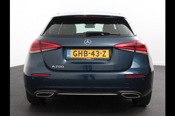 Mercedes-Benz A-Klasse 200 163pk DCT Progressive Navigatie Parkeersensoren Camera Cruise Control Stoelverwarming Ledverlichting Climate Control