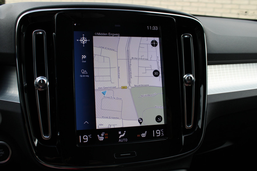 Volvo XC40 1.5 T3 Momentum | Trekhaak | Cruise control | Navigatie | Stoel-/Stuurverwarming