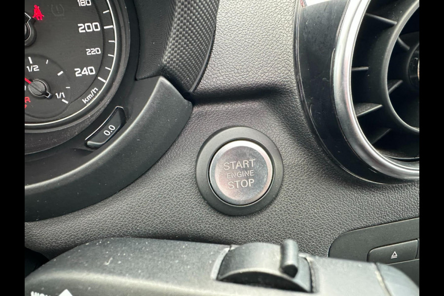 Audi A1 Sportback 1.0 TFSI S-Line Audi A1 Sportback 1.0 TFSI S-Line