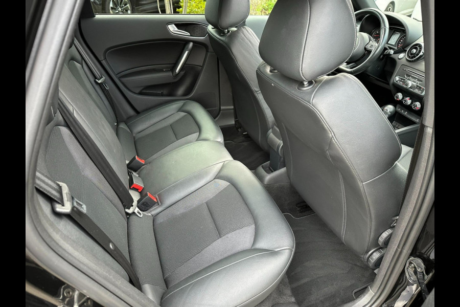 Audi A1 Sportback 1.0 TFSI S-Line Audi A1 Sportback 1.0 TFSI S-Line