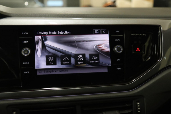 Volkswagen Polo 2.0 TSI GTI PANO/CARPLAY/STOELVERWARMING/VOL