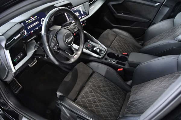 Audi A3 Sportback 40TFSI e Business S-line, Panoramadak, Applecarplay