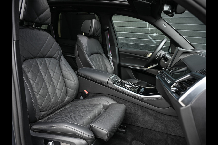BMW X5 xDrive50e | M-SPORT PRO | TREKHAAK | COMFORT ACCESS | BMW NIERE ICONIC GLOW | PANORAMADAK | COMFORT SEATS | AMBIANCE INTERIEUR |