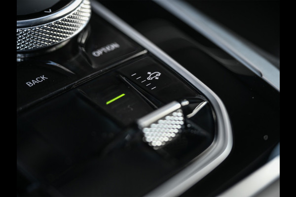 BMW X5 xDrive50e | M-SPORT PRO | TREKHAAK | COMFORT ACCESS | BMW NIERE ICONIC GLOW | PANORAMADAK | COMFORT SEATS | AMBIANCE INTERIEUR |