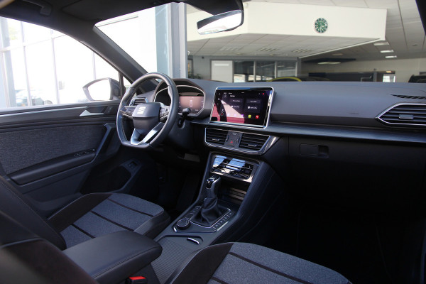 Seat Tarraco 1.4 TSI e-Hybrid PHEV Xcellence | Pano | Trekhaak | ACC | 360