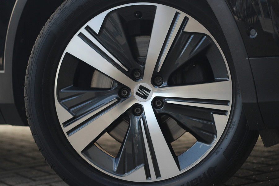 Seat Tarraco 1.4 TSI e-Hybrid PHEV Xcellence | Pano | Trekhaak | ACC | 360