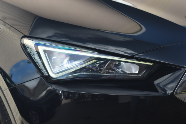 Seat Tarraco 1.4 TSI e-Hybrid PHEV Xcellence | Pano | Trekhaak | ACC | 360