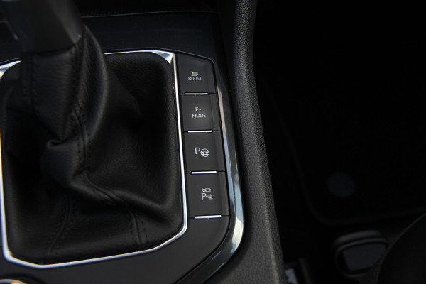 Seat Tarraco 1.4 TSI e-Hybrid PHEV Xcellence | Pano | Trekhaak | ACC | 360