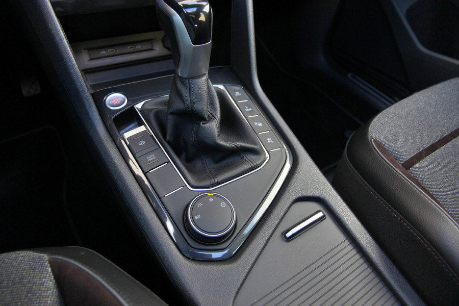 Seat Tarraco 1.4 TSI e-Hybrid PHEV Xcellence | Pano | Trekhaak | ACC | 360